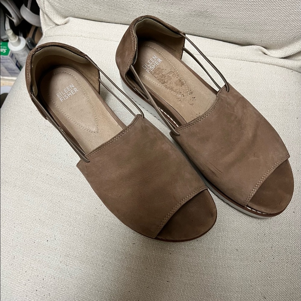 Eileen Fisher Beige Sandals/Slip Ons. Sz 9. Very Comfortable.